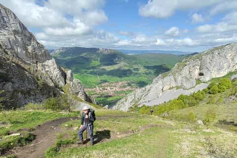Drumeții Montane